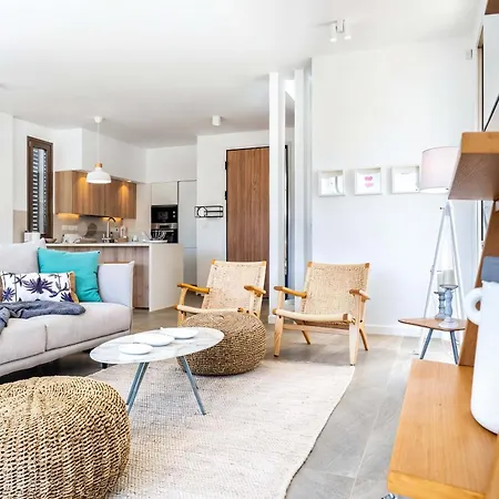 Azure Leda * Protaras