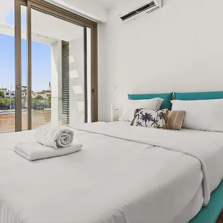 Vila Azure Leda